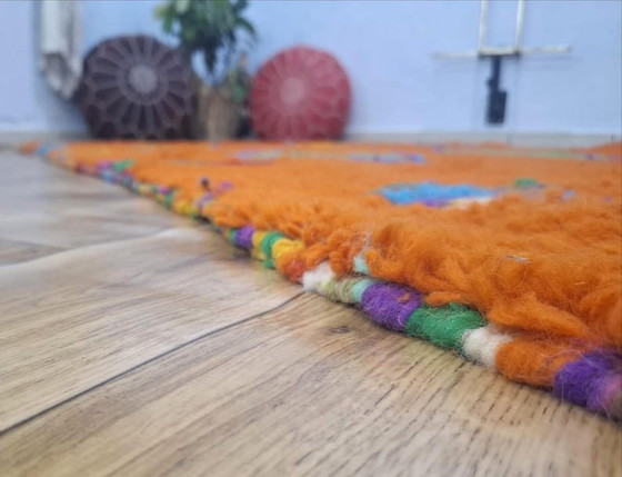 Handgewebter Naturwollteppich mit traditionellem Farbmuster, 2/3 m – Aime Té, Teppiche & Läufer, Wool (photo 3 of 8)