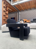 Poltrona Cassina Utrecht, Gerrit Rietveld (dal Catshuis)