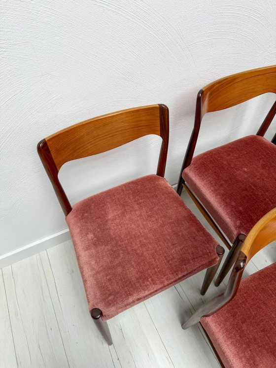 Image 1 of Set van 6 vintage Deense teakhouten eetkamerstoelen, Scandinavisch design uit het midden van de 20e eeuw, jaren 60.
