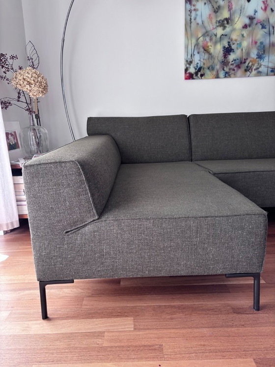 Image 1 of Divano angolare Design on Stock Bloq, lungo 350 cm, angolo 185 cm