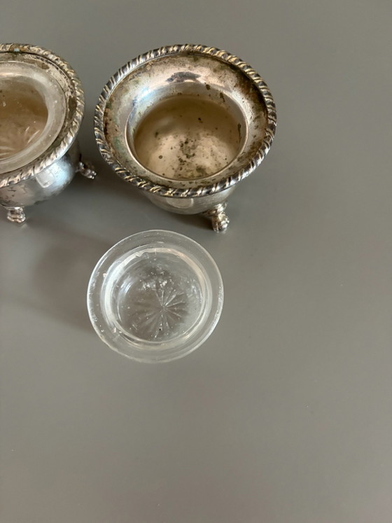 Coppia vintage sale e pepe con contenitori in vetro, Accessori da tavola, Altro, Argentato (foto 4 di 7)