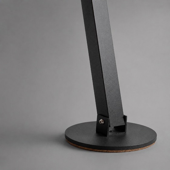 Image 1 of Gica Contra — Scultura luminosa minimalista, realizzata a mano in edizione limitata