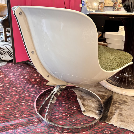 Image 1 of Sillón Goldfinger, after Michel Cadestin, estilo Space Age, fibra de vidrio y acero cromado, 90’s – Francia