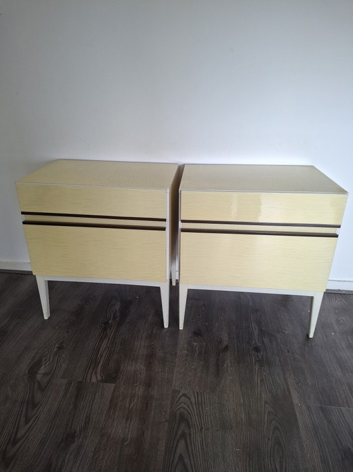 Vintage nachtkastjes + kaptafel lichtgeel formica