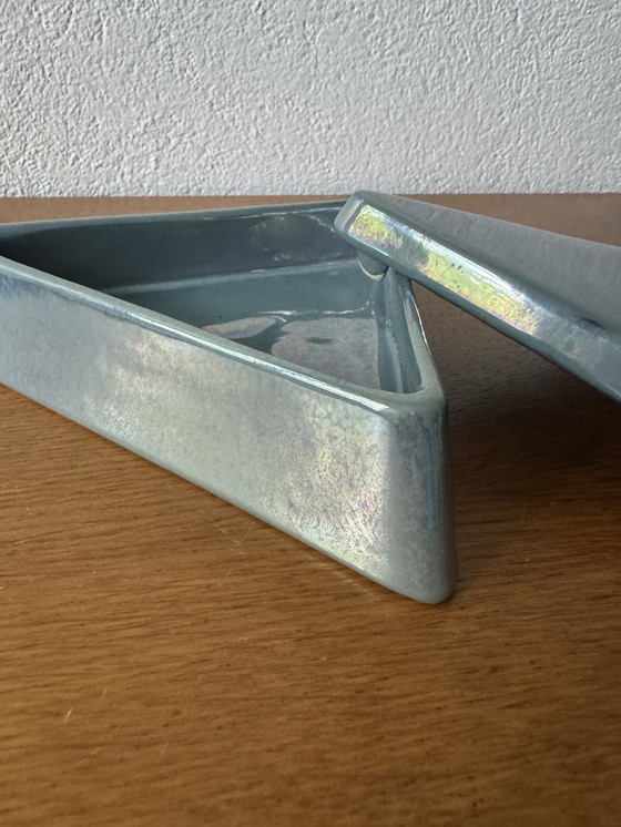 Image 1 of Caja triangular de cerámica Charolles de los años 80