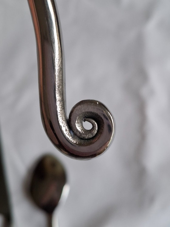 Image 1 of 24 place settings Spiral Whirl