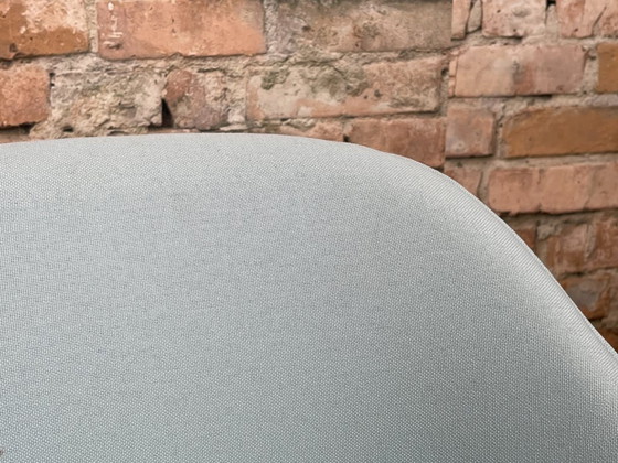 Image 1 of Vitra Softshell