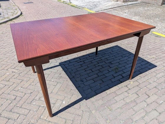 Image 1 of Zeldzame Deens Design 'Longette' Eetkamersuite van Hans Olsen voor Frem Røjle – 6 Nestbare Stoelen
