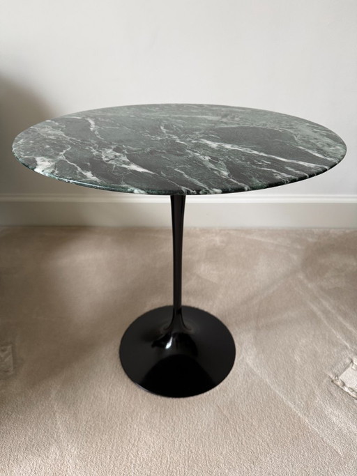 Knoll Saarinen table ronde marbre verdi alpi