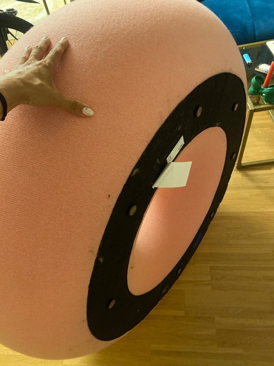 Image 1 of Pouf Hem Boa par Sabine Marcelis 