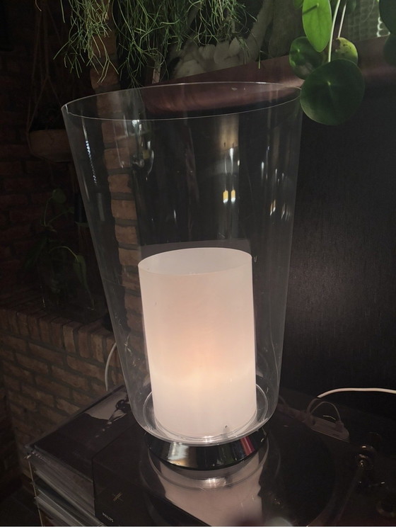 Image 1 of Bellissima ed elegante lampada Rossetti.