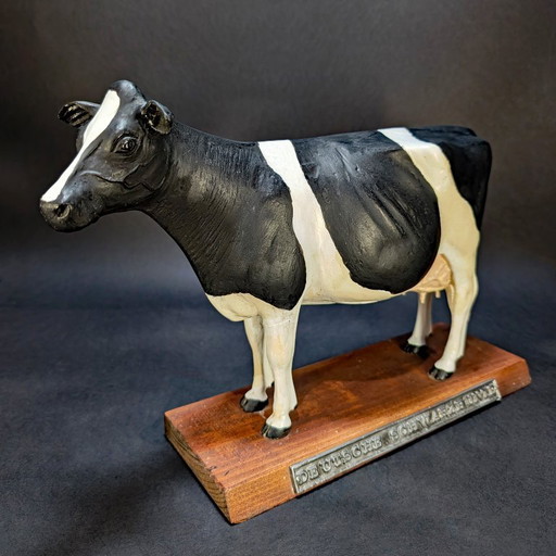 Grande mucca tedesca Black-Bunte d'epoca su piedistallo – beeldhouwkunst, Metal, Wood (photo 2 of 6)