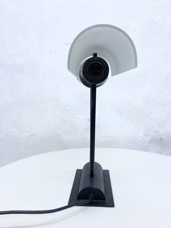 Image 1 of Lampada da tavolo di design anni '80 con 2 paralumi in vetro e metallo