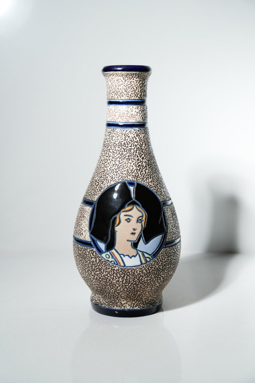Imperial Amphora Czechoslovakia Art Deco Vase Portrait Medallions Emile Laget