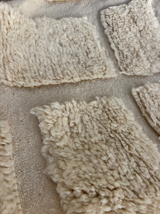 Image 1 of Handgeweven Marokkaans Mrirt-tapijt – Modern Marokkaans tapijt