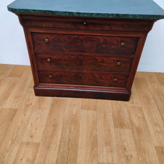 Image 1 of Antike Mahagoni-Kommode mit Marmorplatte
