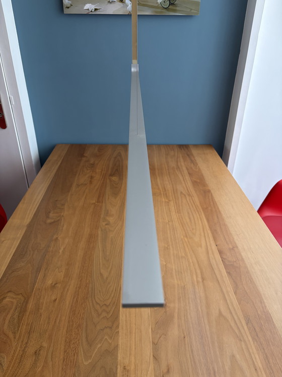 Image 1 of Lámpara colgante Nimbus modelo Línea C, 120 cm de largo, 110 cm de alto, aluminio anodizado, LED de 24 W y regulable.