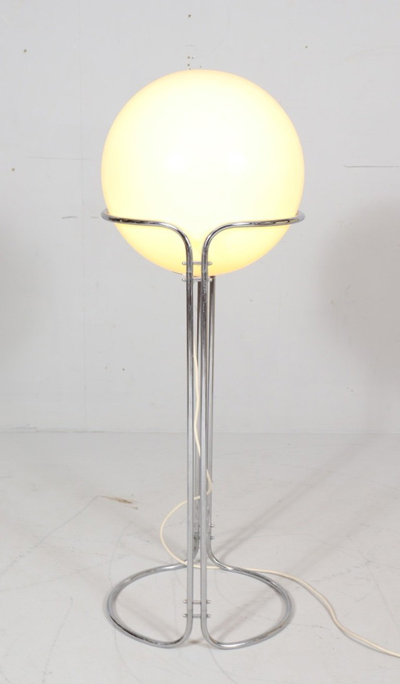 Image 1 of Floor lamp/floor lamp by Atelier Raak, 'Kogellampe', 1970s