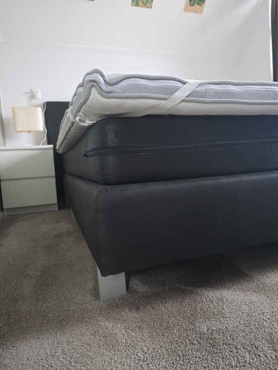 Image 1 of Refurbished Boxpring bed 210x180cm, kingsize z.g.a.n.