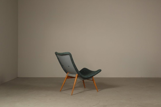 Paar Sessel von Miroslav Navrátil für Český Nábytek, Tschechoslowakei, 1959 – Fiberglass, Wood (photo 8 of 15)