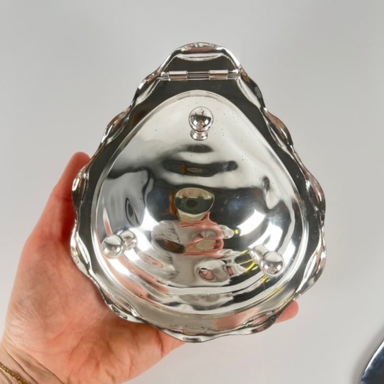 Image 1 of Beurrier vintage en métal "Huitre" et insert en verre, 1970