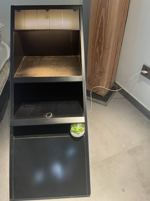 Comodini di design neri (2) – Metallo, Legno (photo 3 of 5)