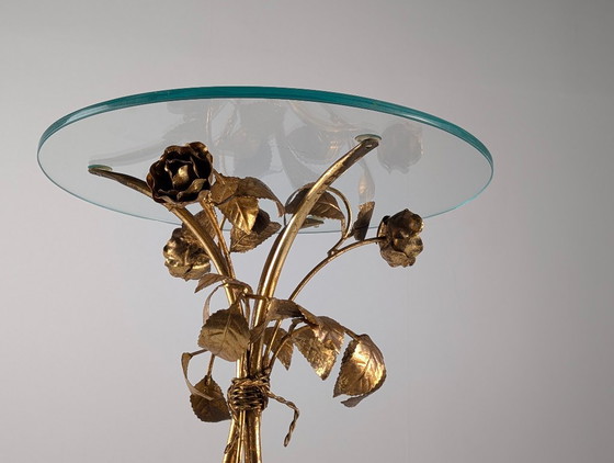 Mid-Century vergoldeter Metall Blumen Rosen Beistelltisch 1970er – Beistelltische, Glass (photo 5 of 18)