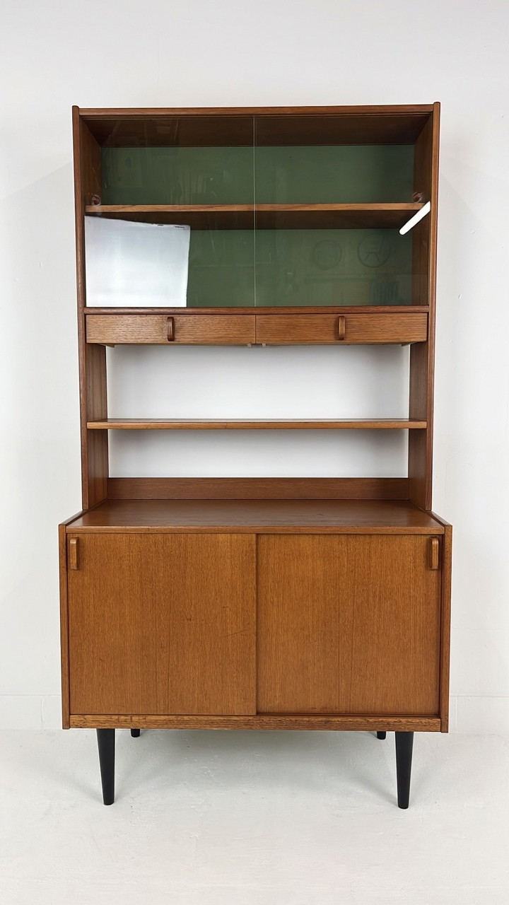 Fineren Box Zweeds Vintage Teak Fineren Buffetkast van Bodafors Sweden | €605 | Whoppah