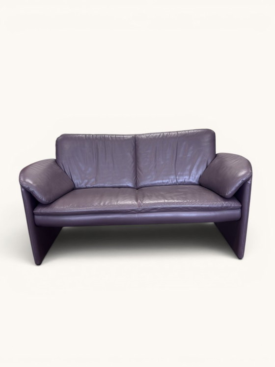 Leolux Bora Bora 2-Seater Sofa in Purple Brown Leather (photo 2 of 8)