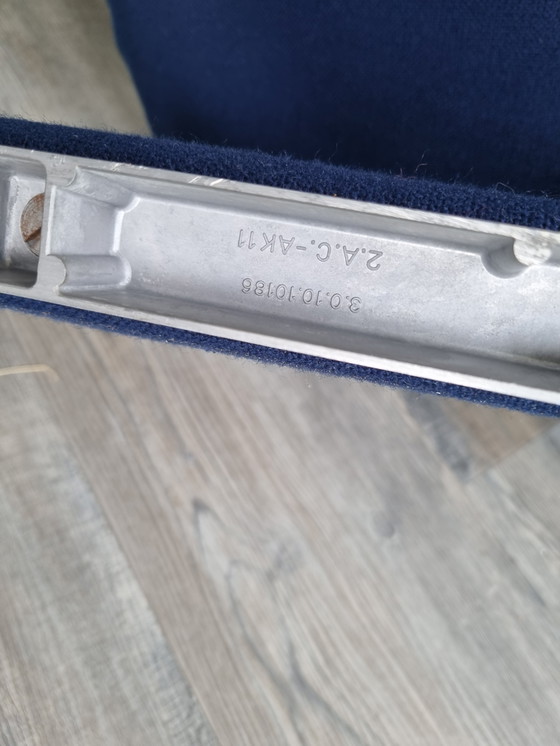 Image 1 of Artifort Alky chair kleur blauw Design by Giancarlo Piretti

