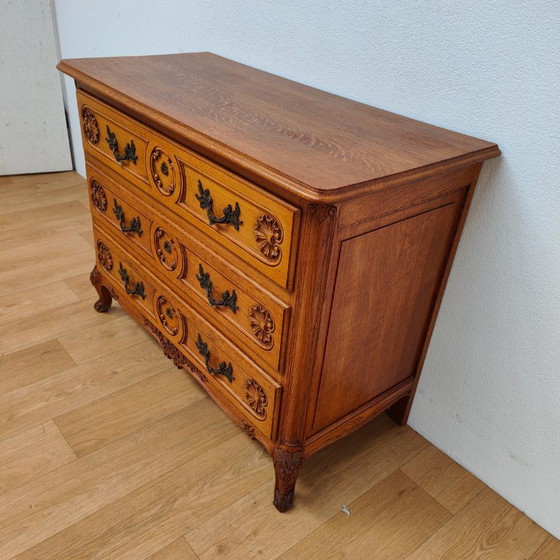 Image 1 of Vintage Louis XV chest of drawers, dresser, small drawer