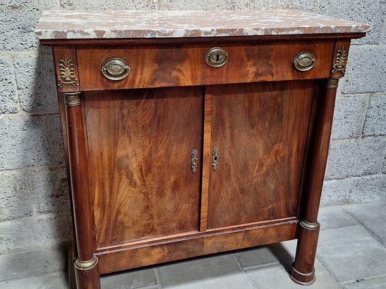 Image 1 of Armario penant con tapa de mármol del siglo XIX.