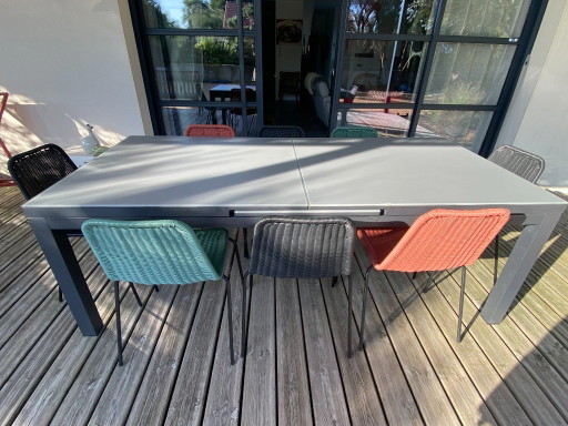 Mesa de exterior de aluminio y cristal esmerilado. – tuintafels, Glass, Aluminium