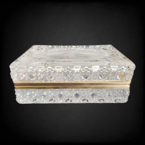 Vintage Franse sieradendoos van diamantgeslepen kristal – goudkleurige rand – circa 1950 (photo 10 of 14)