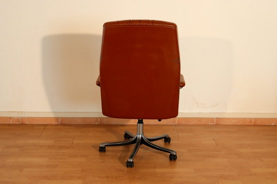 Image 1 of Tecno P126 Chefsessel, entworfen von Osvaldo Borsani für Tecno im Jahr 1966