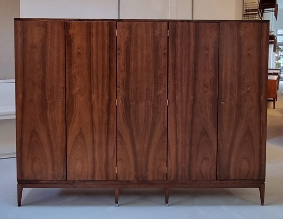 Image 1 of guardaroba di metà secolo