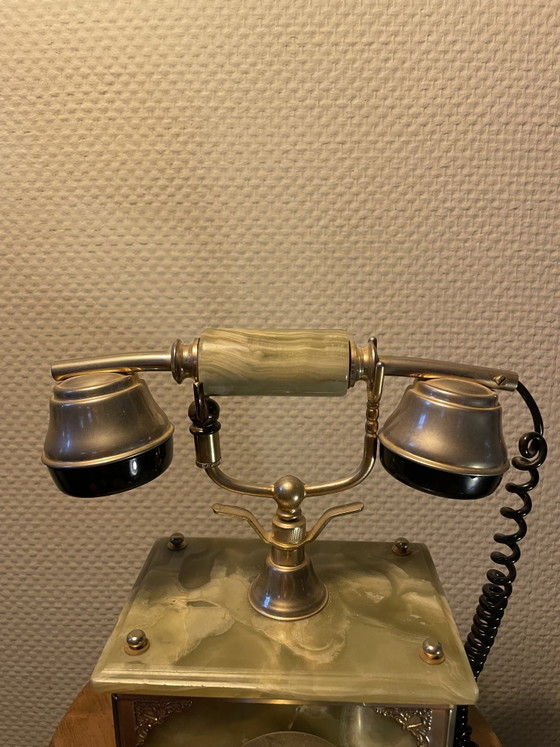 Image 1 of Téléphone à cadran rotatif italien vintage | Téléphone de bureau en marbre | Fabriqué en Italie