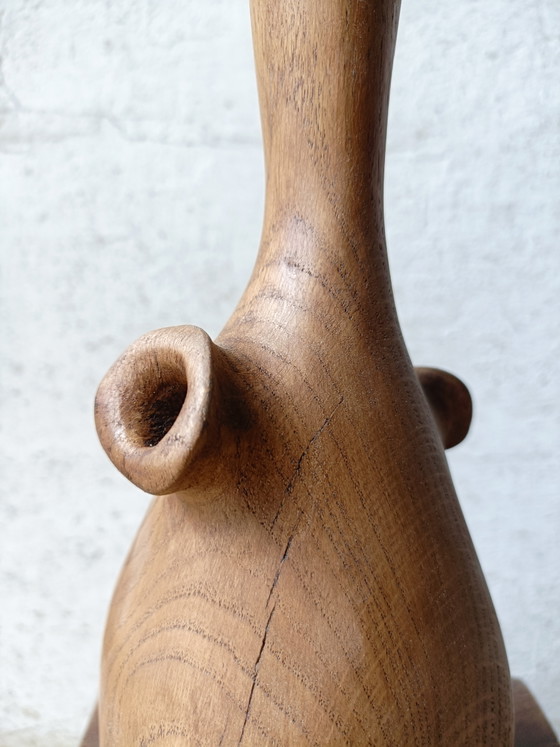 Image 1 of Vase/Skulptur aus geschnitzter massiver Eiche