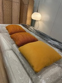 CUSCINI DECORATIVI Minotti, 2 PEZZI, IN CONDIZIONI PERFETTE