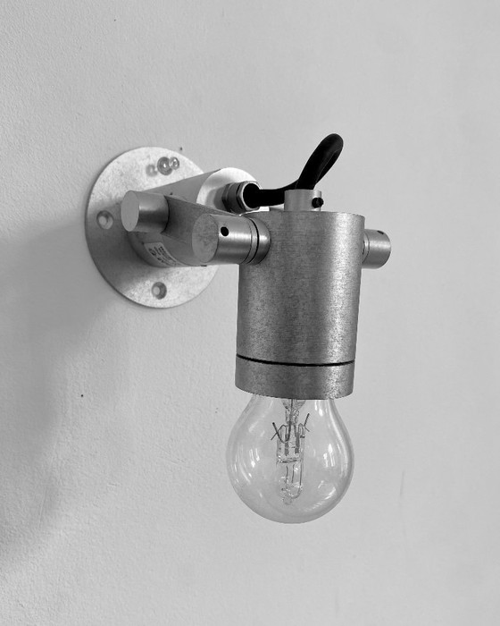 Image 1 of modular nomad-minimal-ultra-short