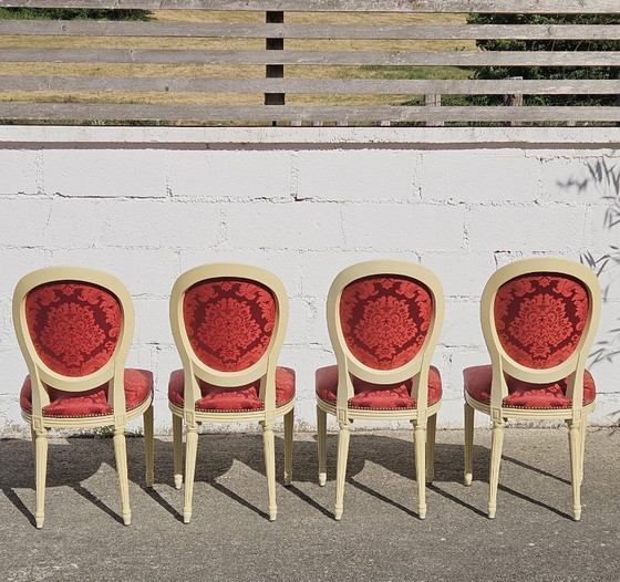 Image 1 of Set van 4 antieke Franse damaststoelen met medaillonmotief - gestoffeerde Louis XVI-stoelen - jaren 1900