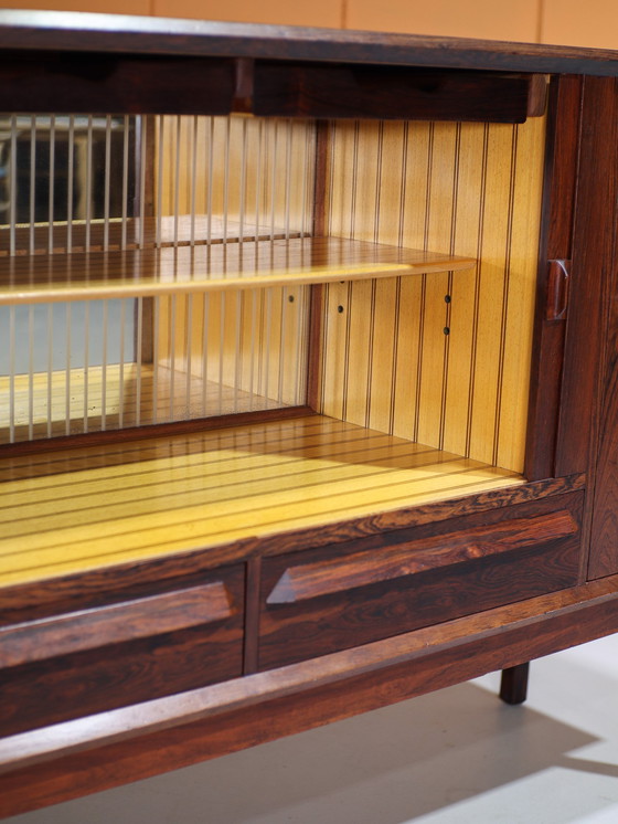 Image 1 of Buffet haut avec bar en bois de rose Buffet danois