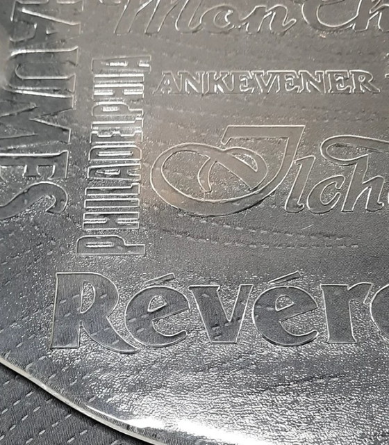 Image 1 of Quesero de cristal Royal Krona – Bengt Edenfalk para Skruf Glasbruk (modelo 2)