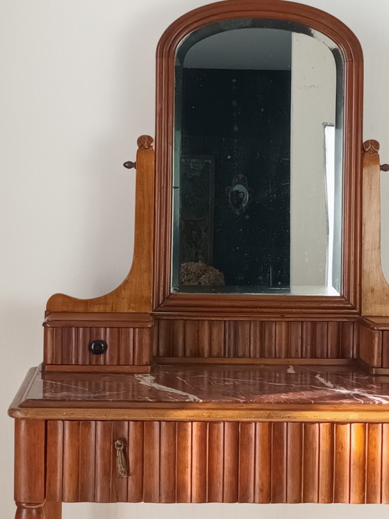 Image 1 of Toletta retrò in legno di ciliegio e marmo