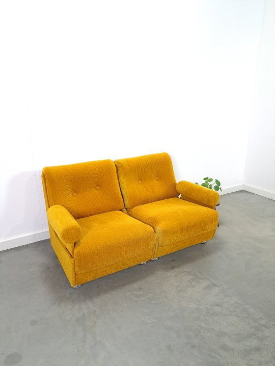 Image 1 of Divano componibile, poltrone giallo caldo
