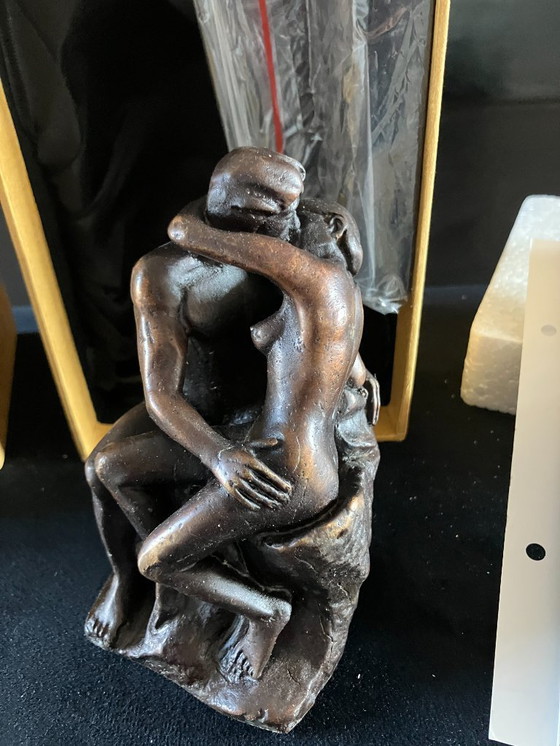 Image 1 of 18 figurillas de bronce, obras maestras de la escultura.