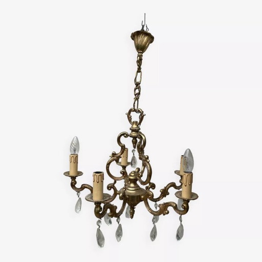 Lampadario in ottone a 5 bracci in stile Luigi XV con gocce di cristallo