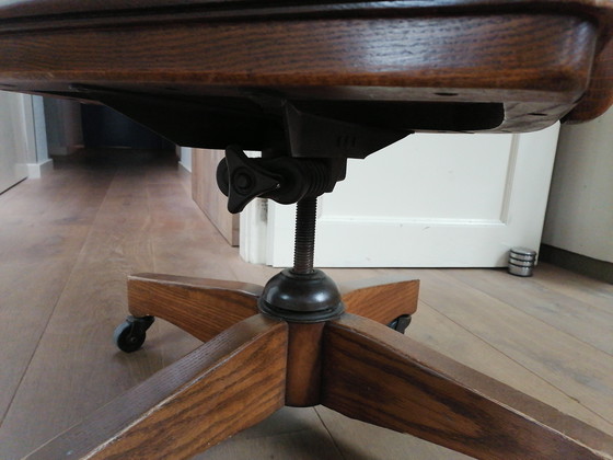 Image 1 of Captain 's chair