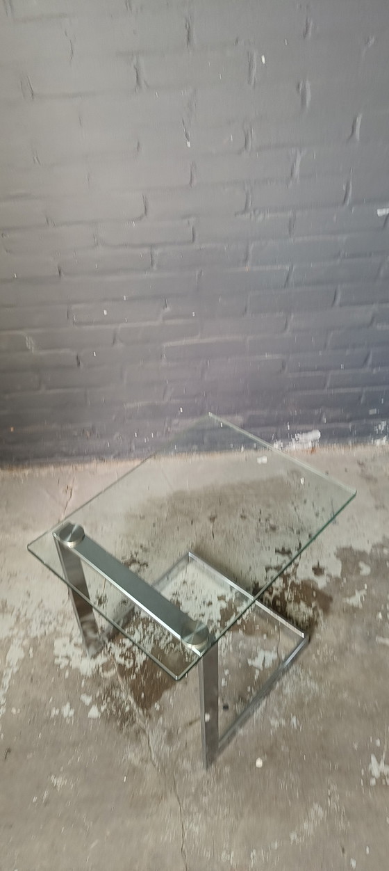 Image 1 of Tavolino laterale modernista Gebra in vetro cromato.
