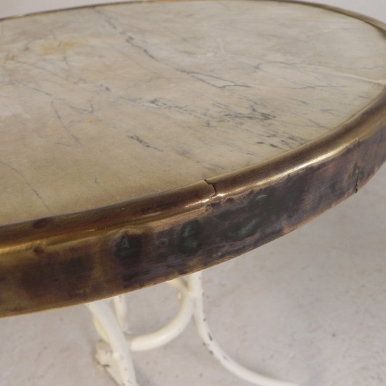 Table de bistrot avec plateau en marbre et bordure en laiton, début du XXe siècle – Tables de salle à manger (photo 17 of 20)